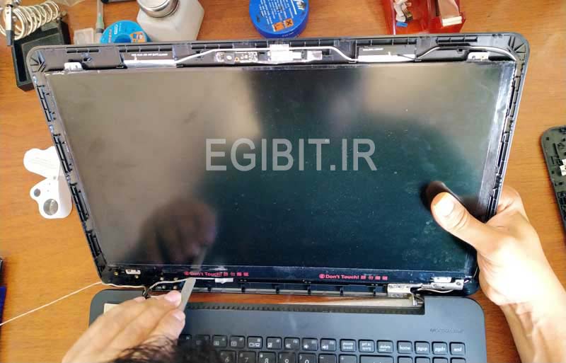 سفت شدن لولای لپ تاپ Asus X555B